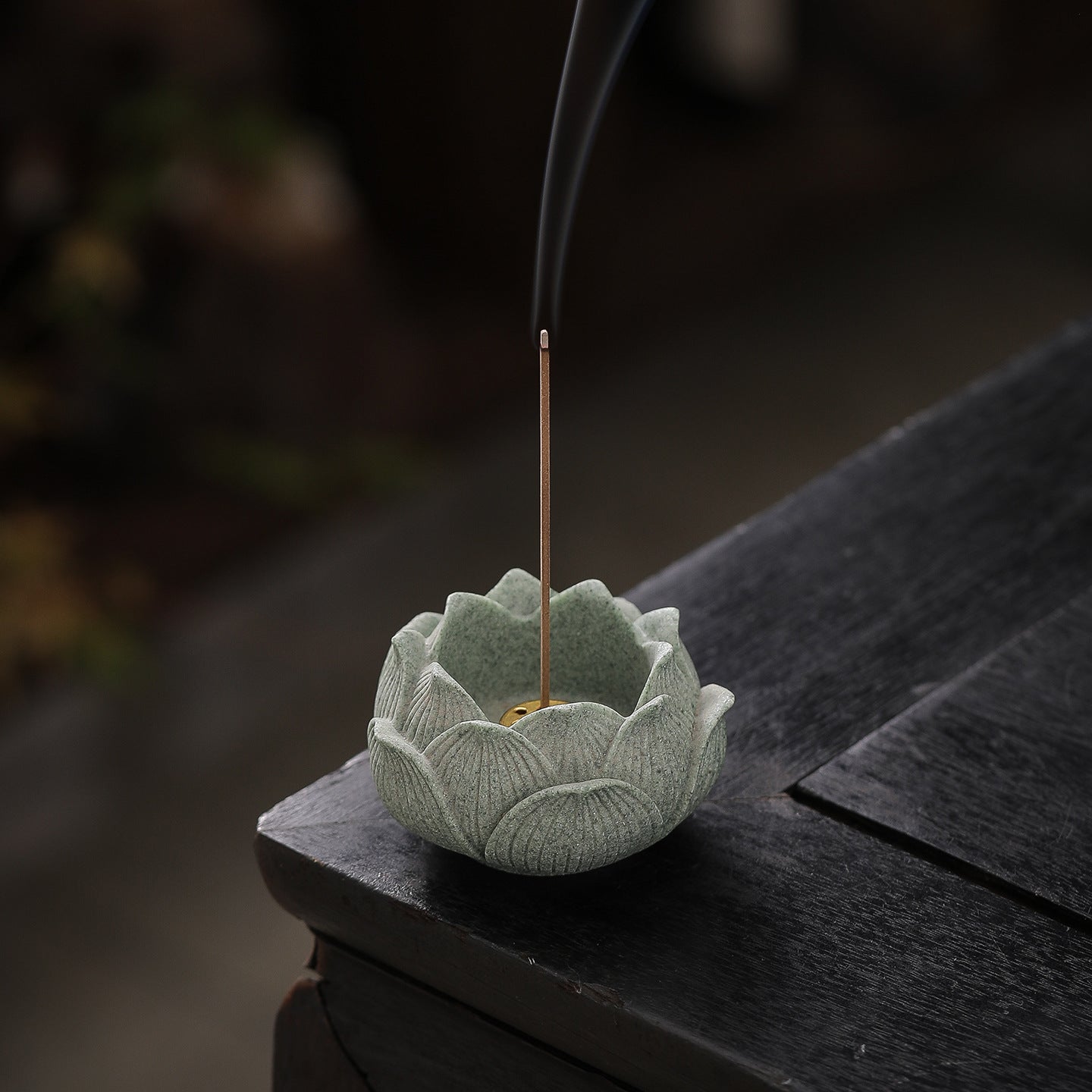 Lotus Çiçeği Tütsülük