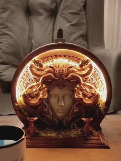 Medusa - Ledli Şelale Tütsülük